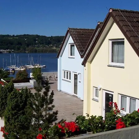 Am Edersee Mit 2 Schlafzimmern Feriehus